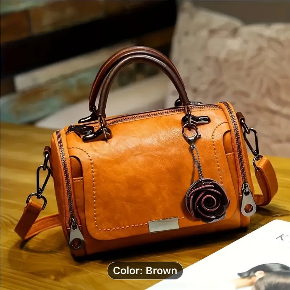 Small Retro Boston Handbag